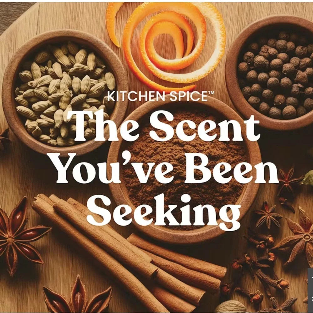 Yankee Candle Kitchen Spice,ginger,cardamom,cinnamon,clove,almond, orange,nutmeg